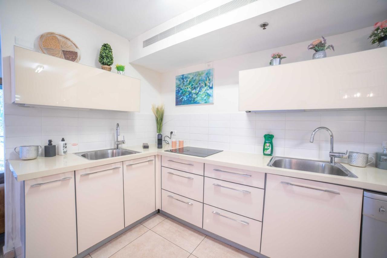 Art Apartment In Mamila - King David Residence Jerusalem Eksteriør billede